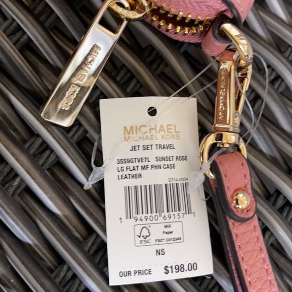 Michael Kors Large Flat MF Phone Case Leather Wallet in Sunset Rose - Picture 12 of 16